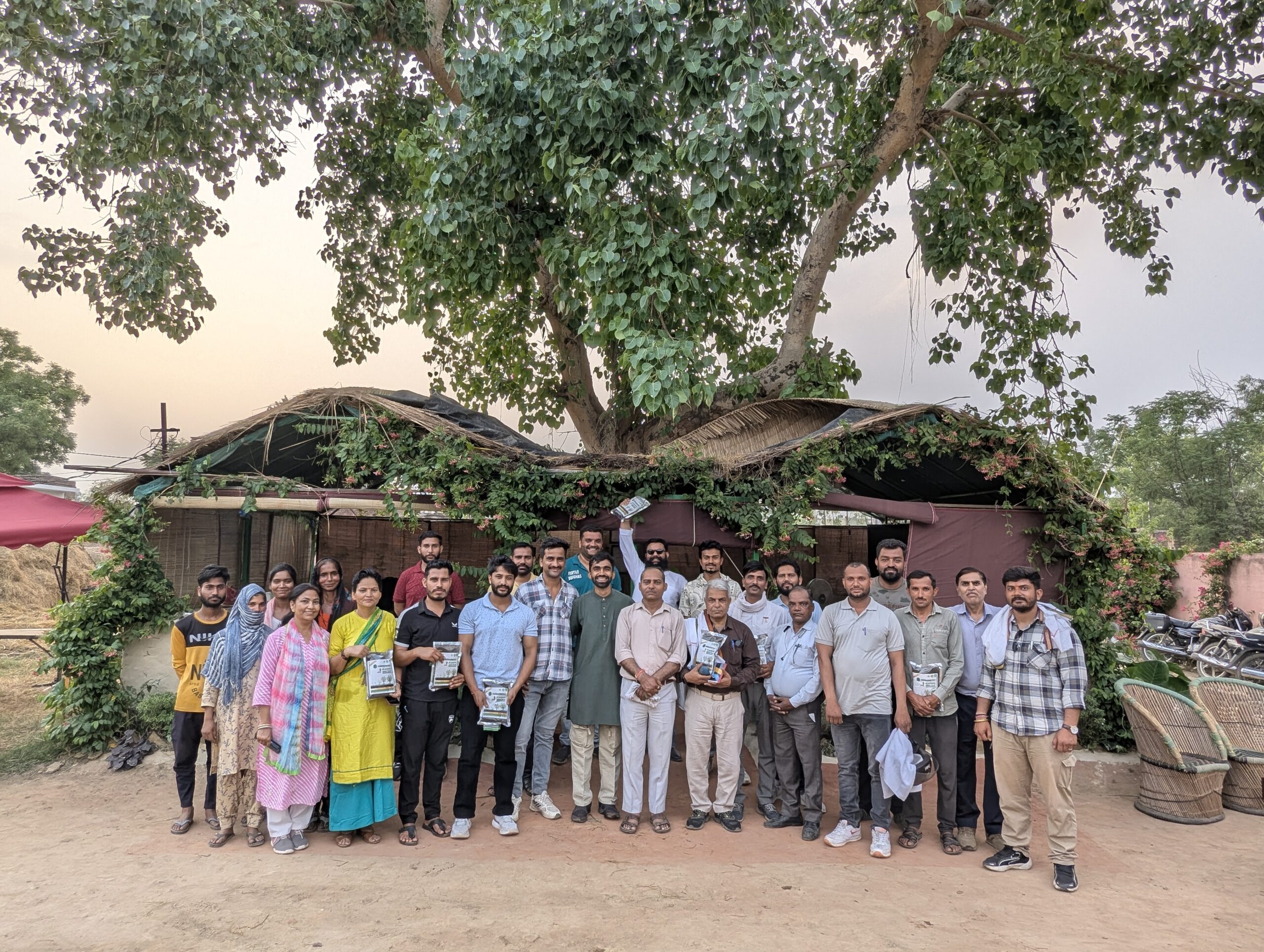 Participants at Fertile Beeghas Vermicompost Farm